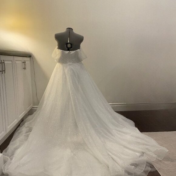 Plus Size 20 Glitter Tulle Ballgown Wedding Dress | Sweetheart Neck Off Shoulder - Picture 5 of 7